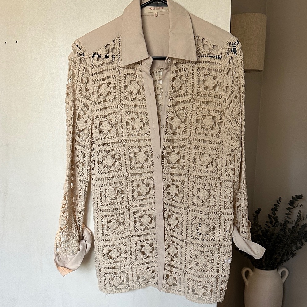 Solitaire Cream Crochet Button-Down Shirt- Size Medium